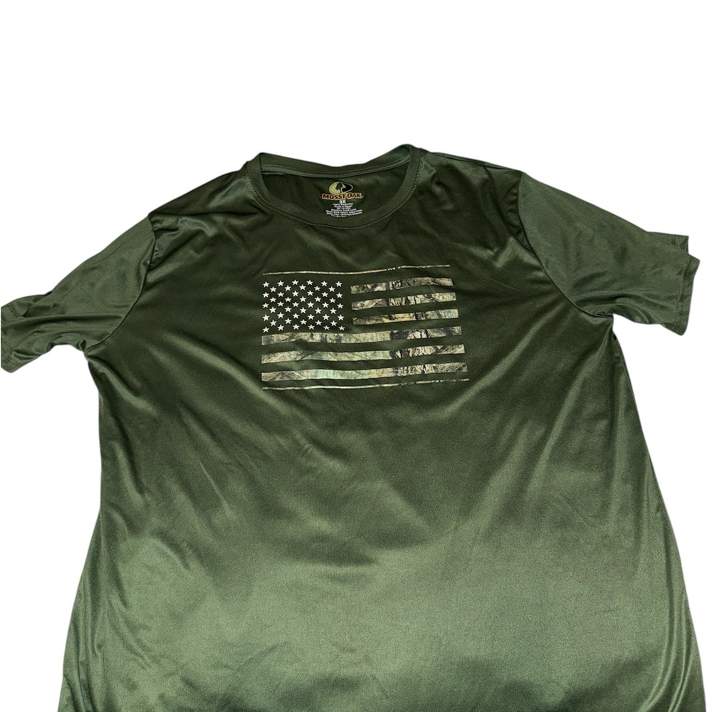 Mossy Oak Green Camo Flag Men's Tee